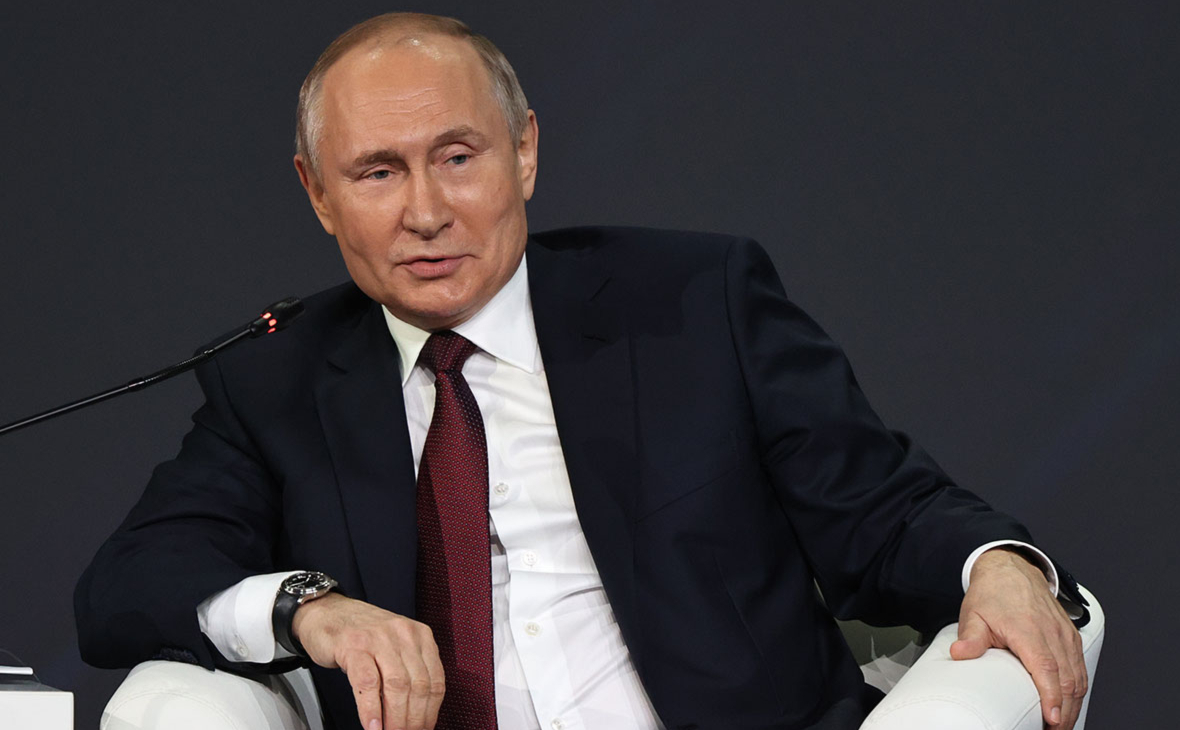 Путин заявил о нежелании отказываться от доллара как от резервной валюты