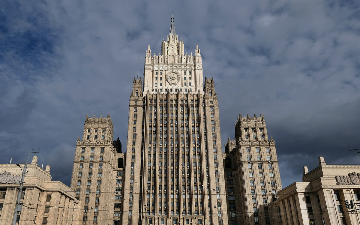Москва выразила протест Японии из-за задержанного у Сахалина судна
