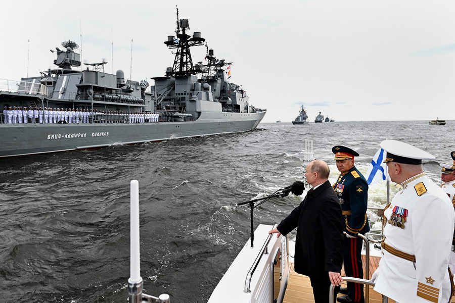 Как в России отпраздновали День ВМФ. Фоторепортаж