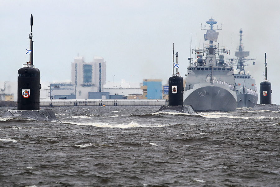 Как в России отпраздновали День ВМФ. Фоторепортаж