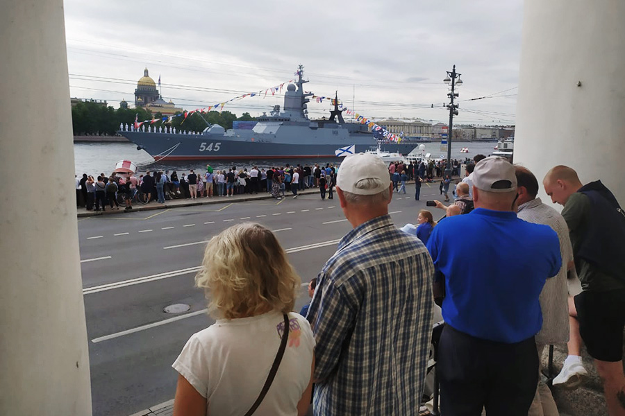 Как в России отпраздновали День ВМФ. Фоторепортаж