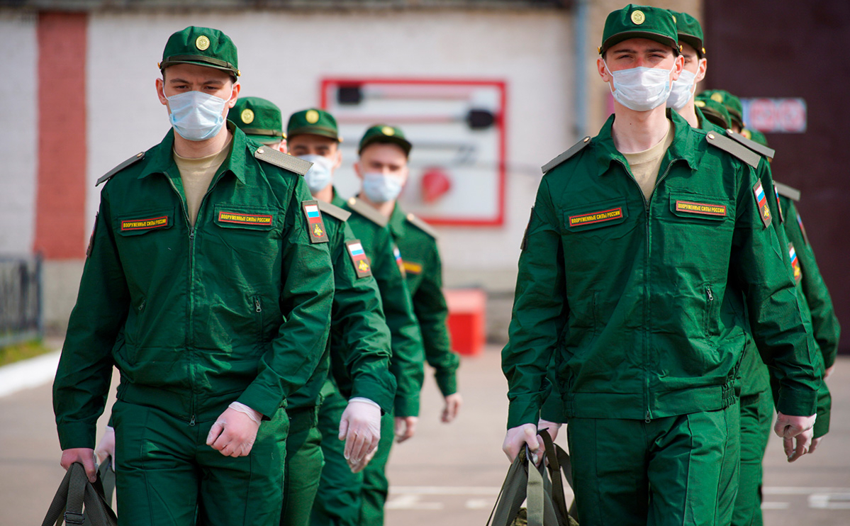Около 3,5 тыс. призывников не взяли в армию из-за COVID в этом году