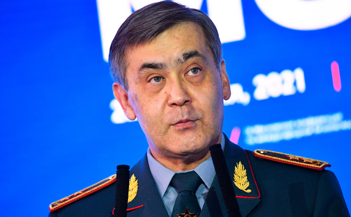 Министр обороны Казахстана решил уйти в отставку после взрывов на складе