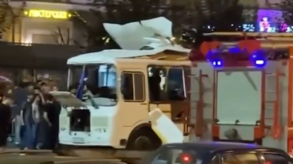 Мэр Воронежа договорился о помощи пострадавшим при взрыве в автобусе