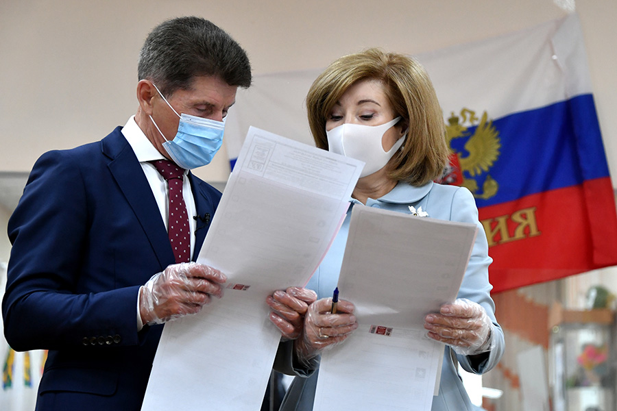 От Калининграда до Приморья: политики голосуют на выборах. Фоторепортаж