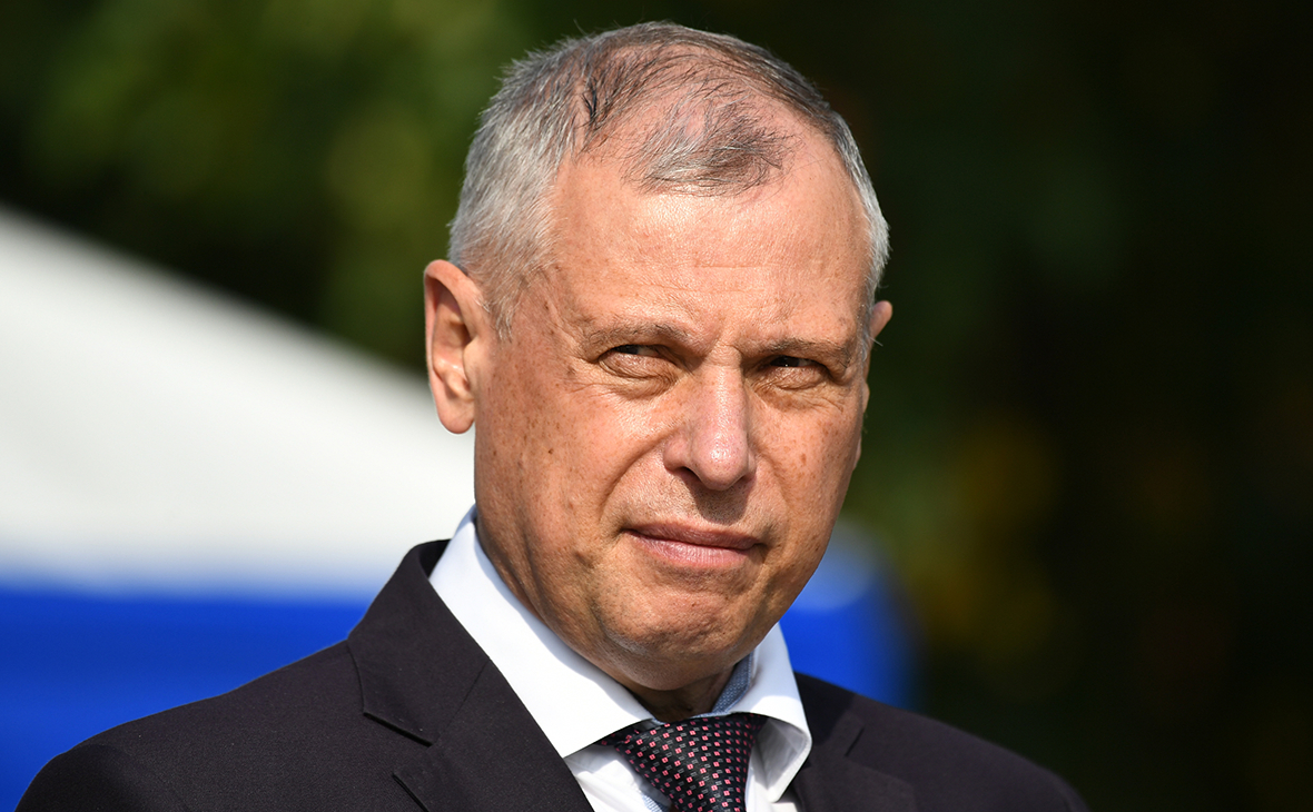 Путин назначил врио главы МЧС