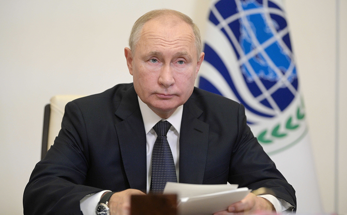 Путин заявил о 3 трлн руб., потраченных на помощь населению и бизнесу