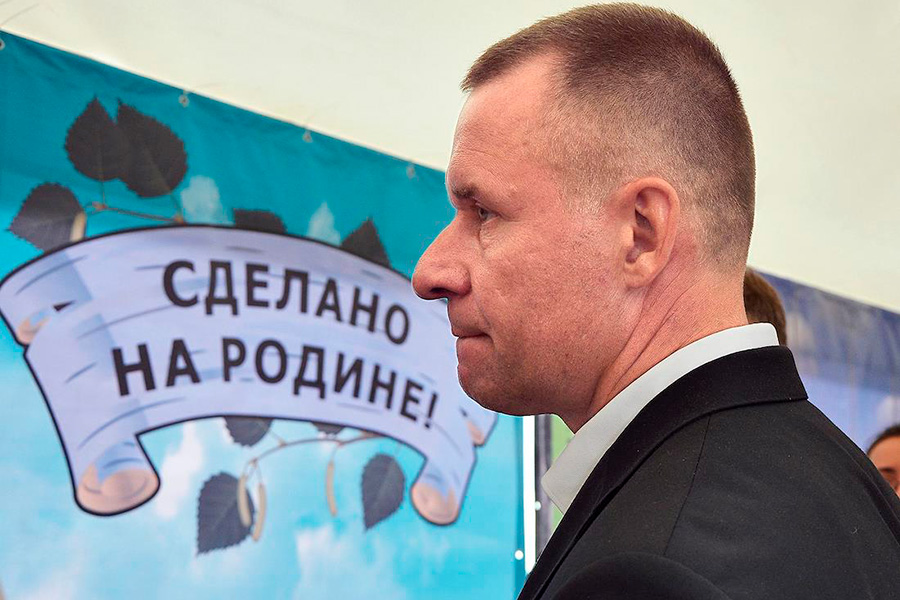 Чем запомнился глава МЧС Евгений Зиничев