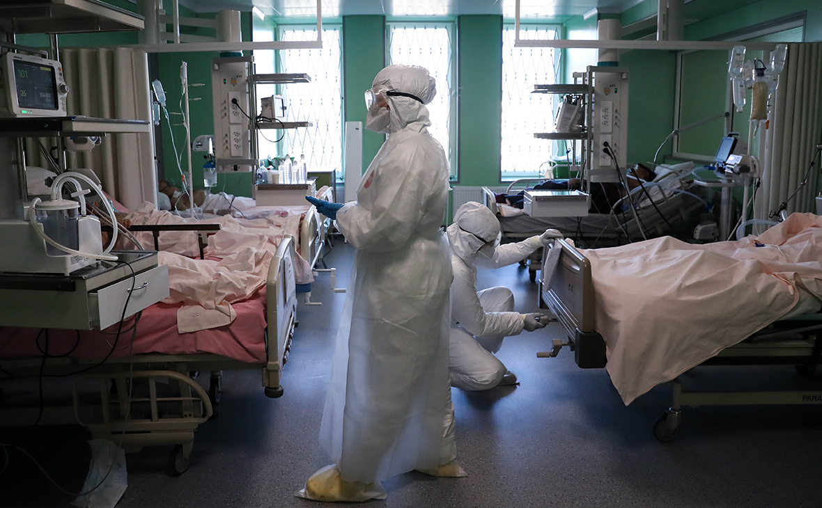 Смертность с COVID в России с начала года превысила 250 тыс. человек