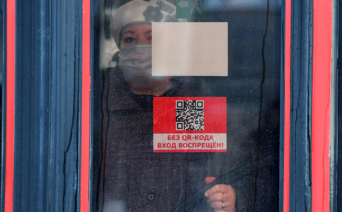 Лишь 14% россиян выступили за введение QR-кодов в автобусах и метро