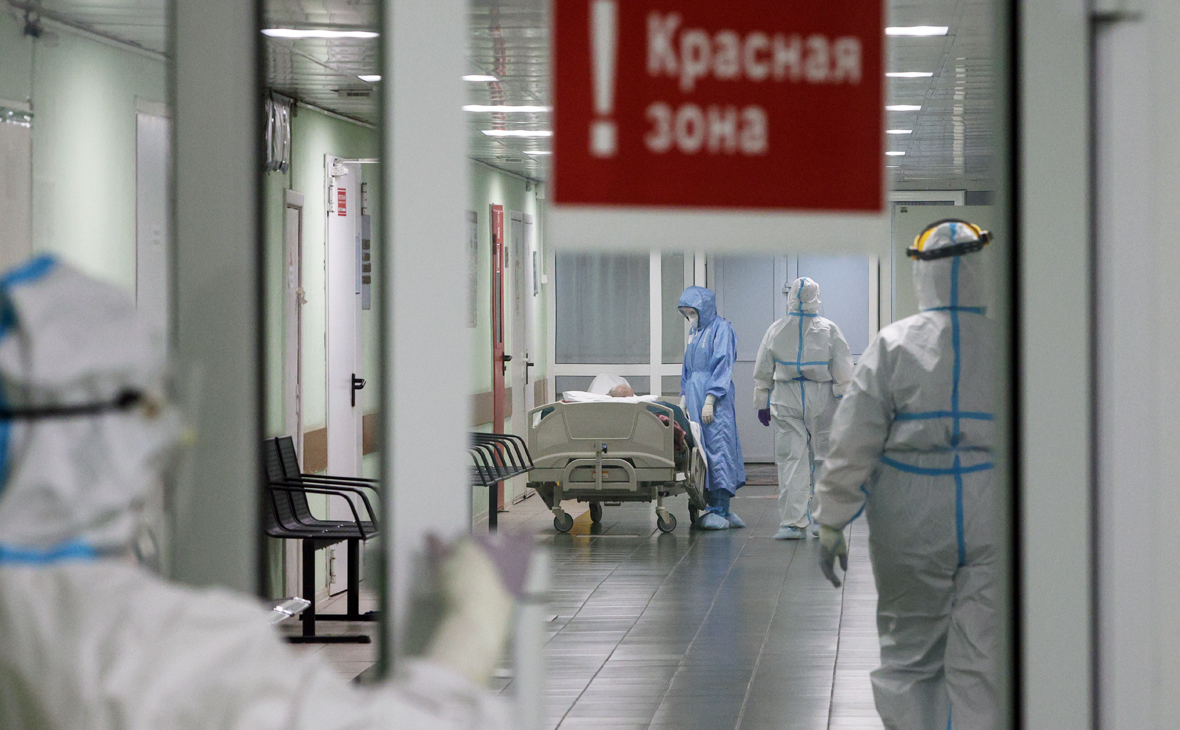 В России выявили два новых штамма коронавируса