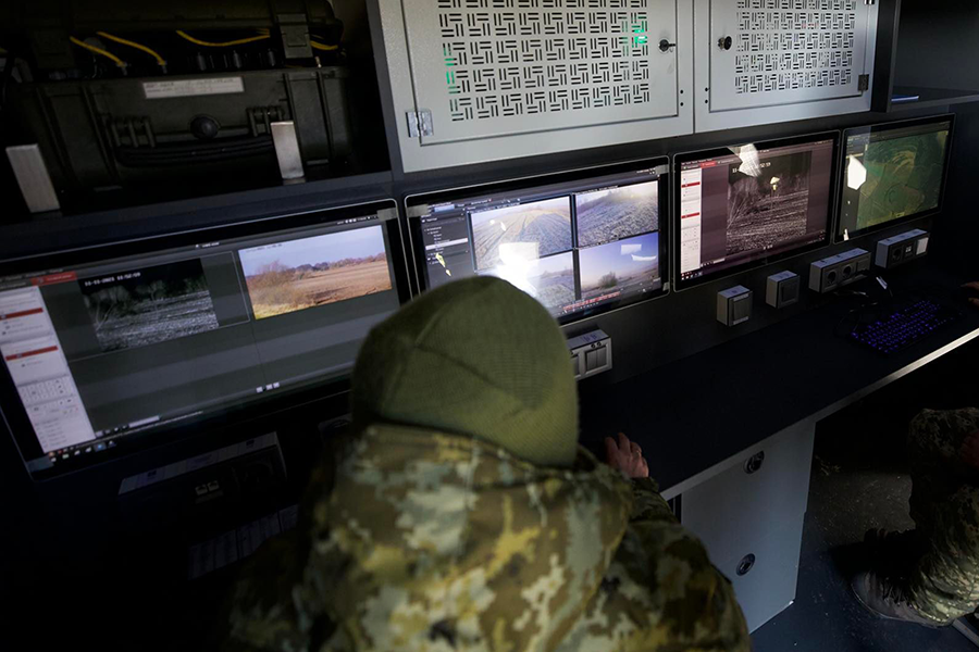 Украина начала переброску военных и авиации к границе с Белоруссией