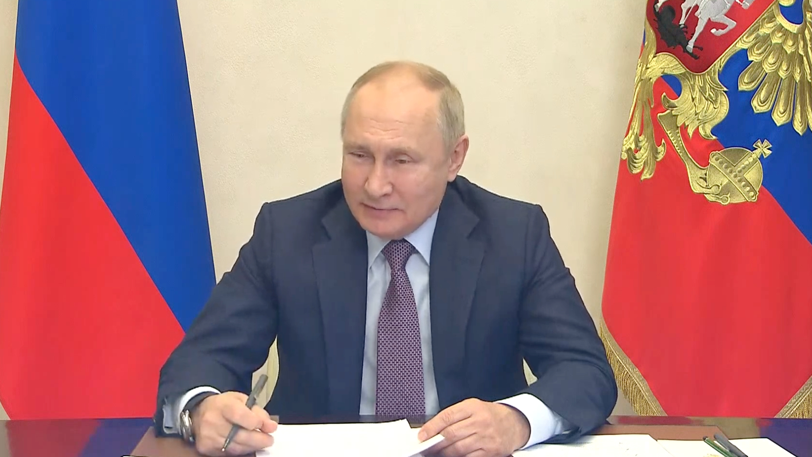 В России военные провели залповый пуск ракет «Циркон»