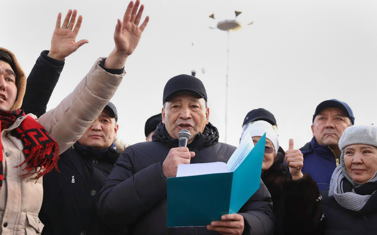 Казахстанский вице-премьер вышел к протестующим из-за цен на газ
