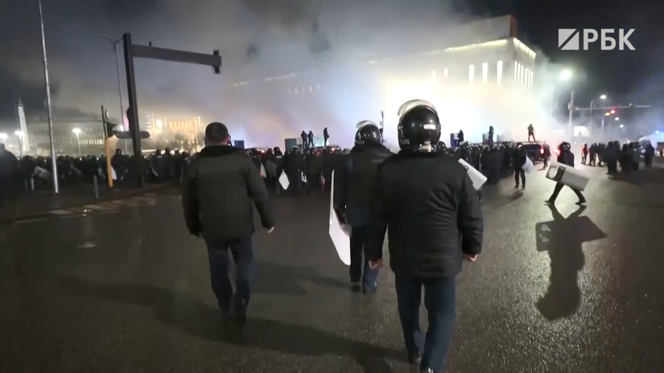 Как выглядит Алма-Ата после столкновений и погромов. Видео