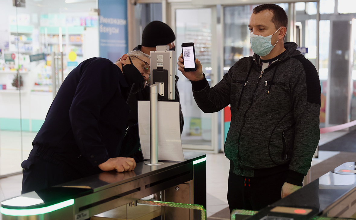 Володин заявил о необходимости доработать законопроект о QR-кодах