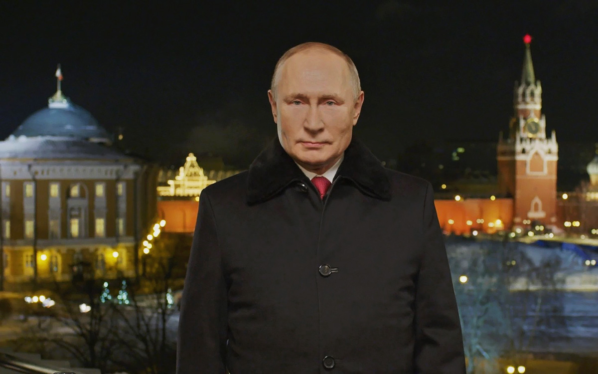 Песков оценил слухи о бронежилете Путина во время новогоднего обращения