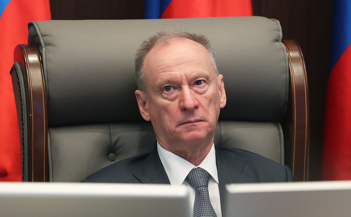 Патрушев назвал полной нелепостью угрозу Украине со стороны России