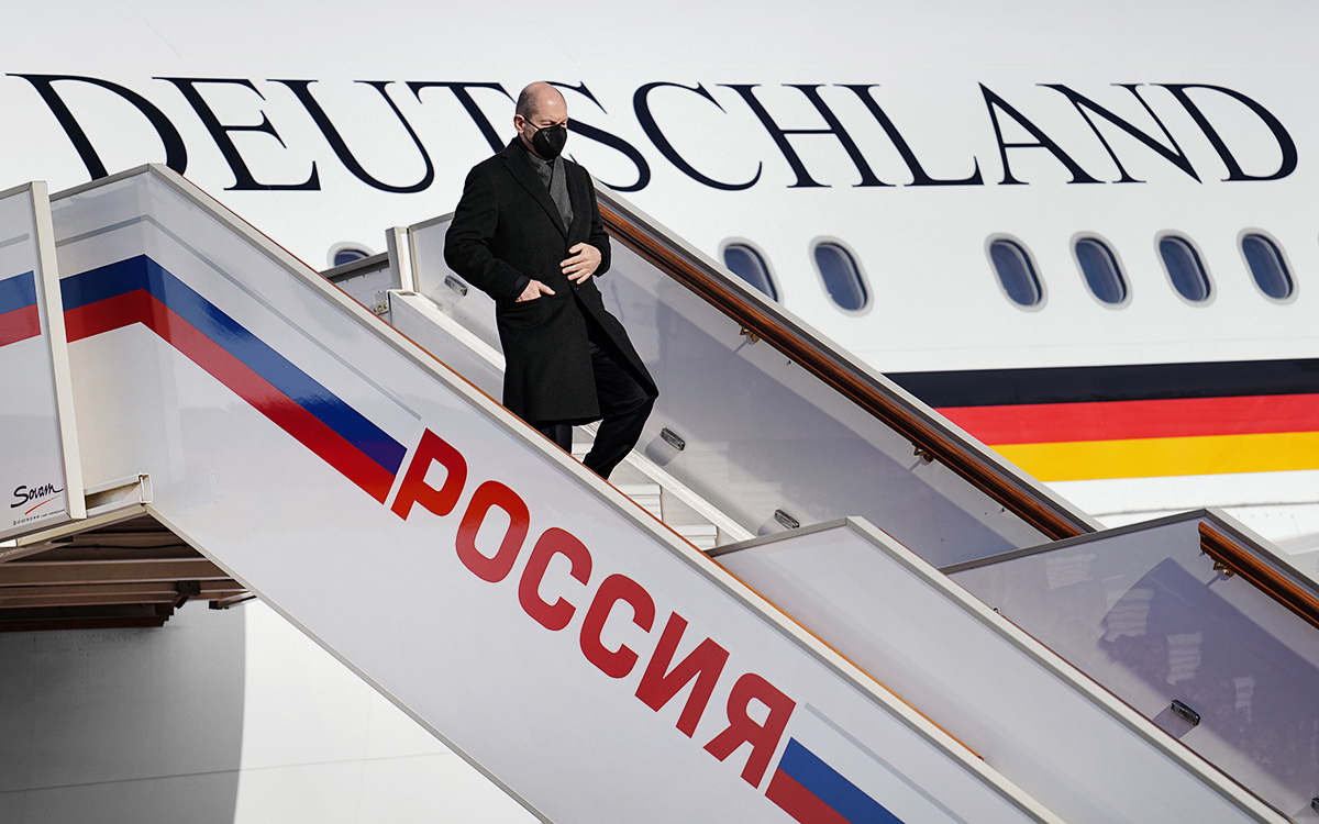 Шольц отказался от российского теста на COVID перед встречей с Путиным