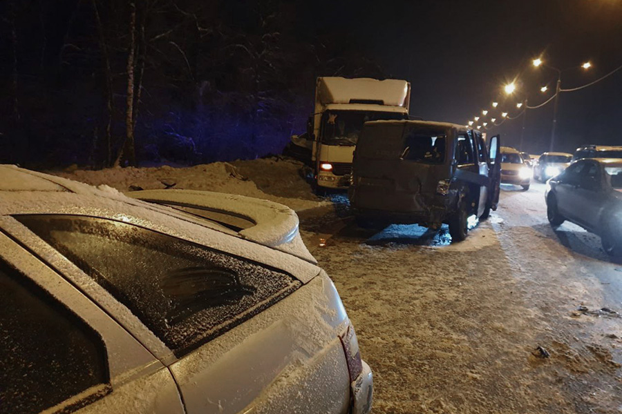 Тульская прокуратура сообщила о пострадавших в ДТП с 30 машинами