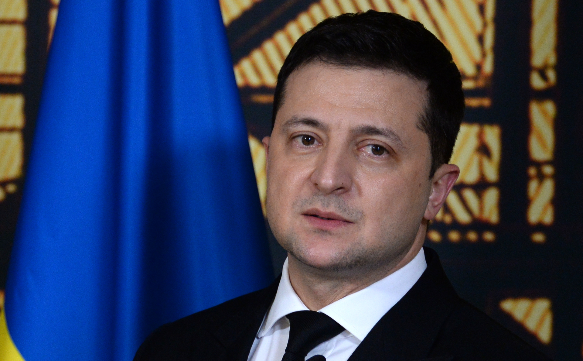 Зеленский выступил с обращением к россиянам
