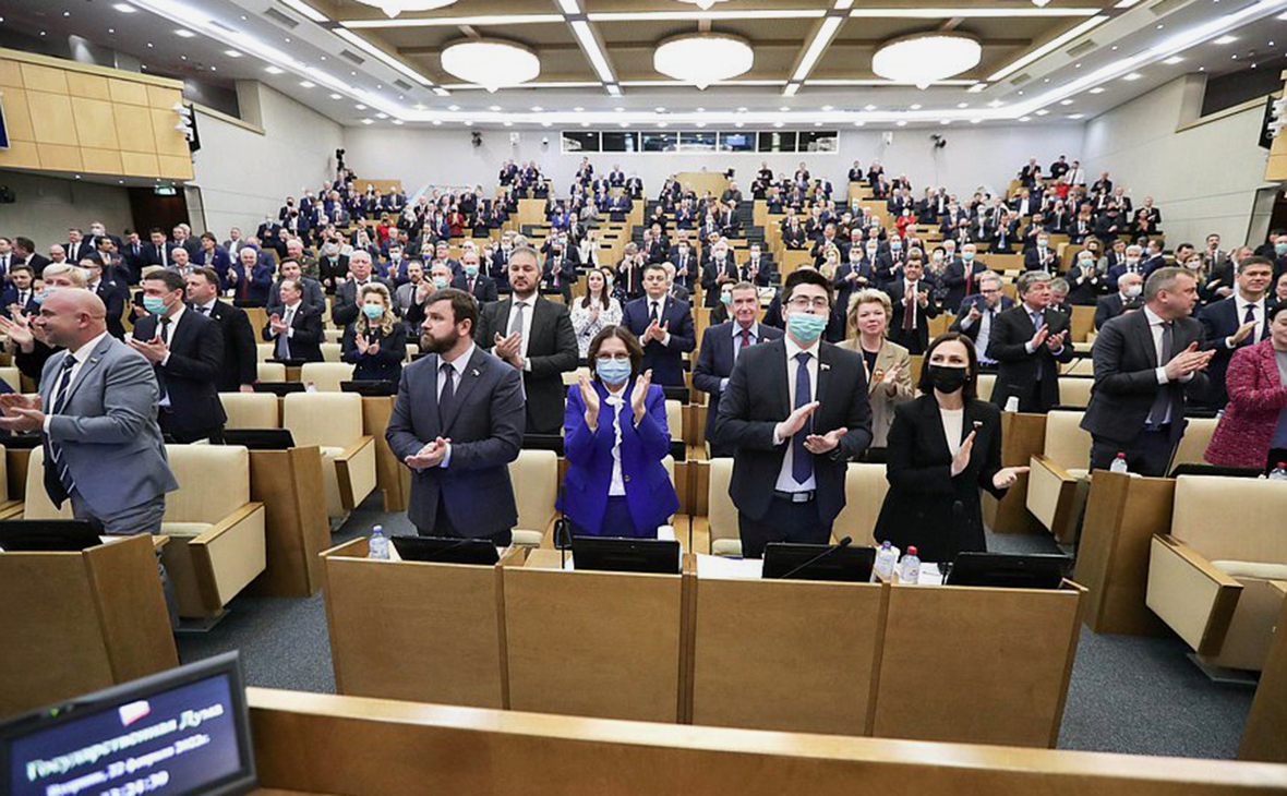 ЕС ввел санкции против России из-за признания ДНР и ЛНР