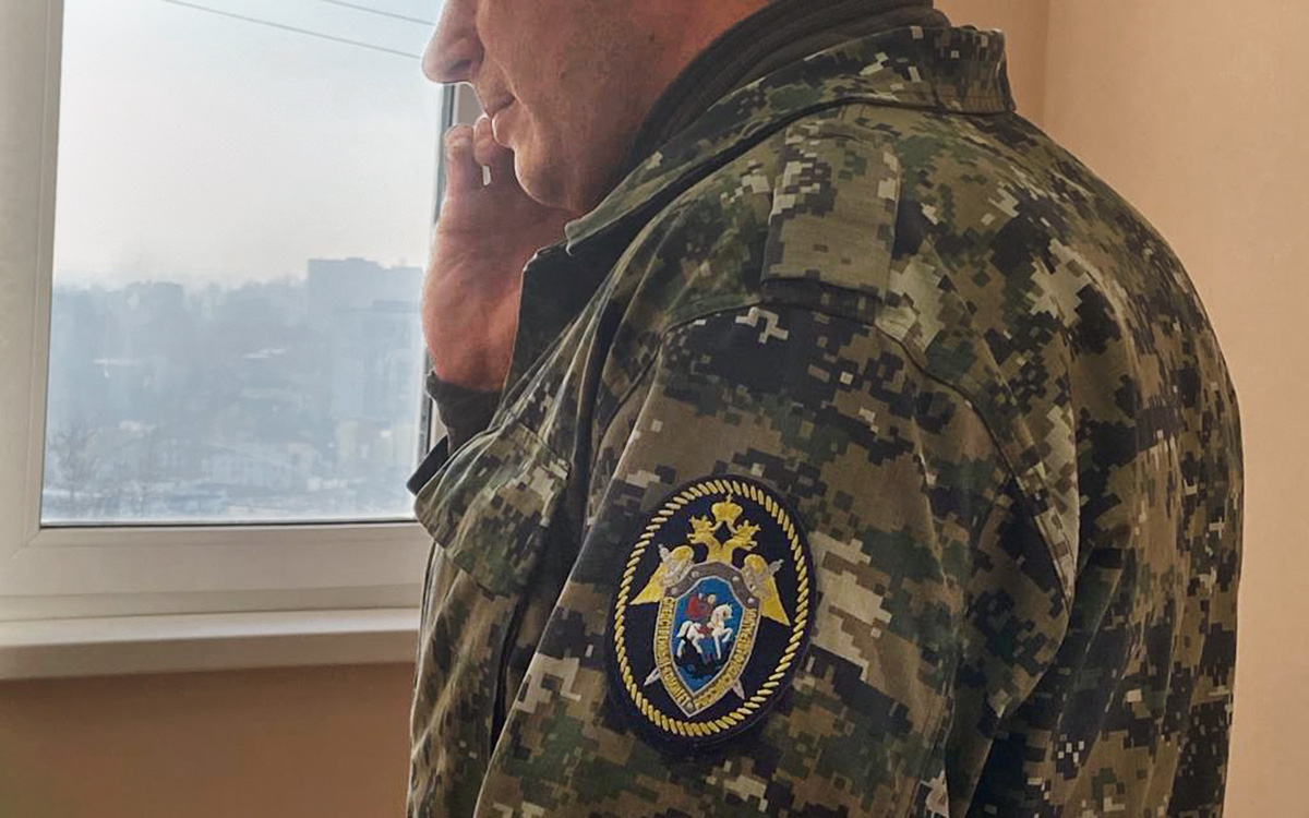 СК завел дело из-за повешенного в Курске манекена с фото губернатора