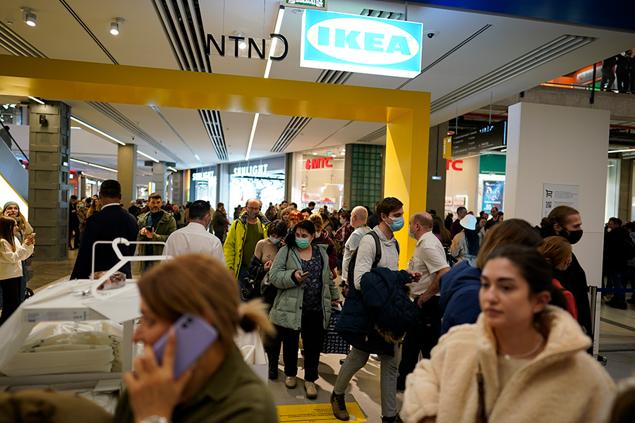 Последняя акула Блохэй: очереди в IKEA накануне закрытия
