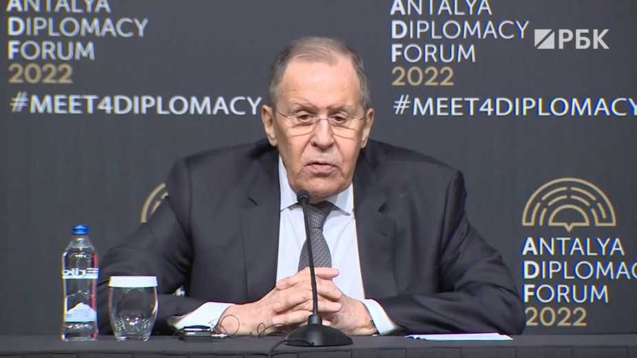 Азербайджан заявил о готовности провести встречу между Россией и Украиной