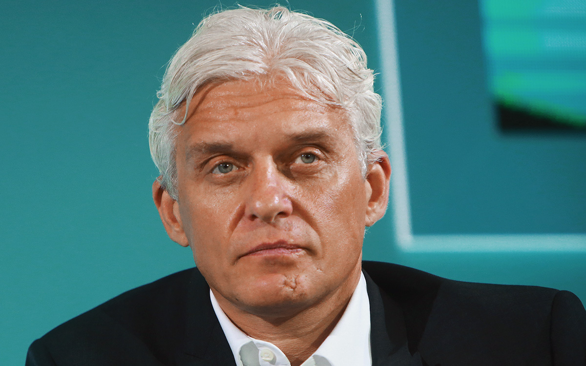 Тиньков назвал себя пенсионером, а не олигархом