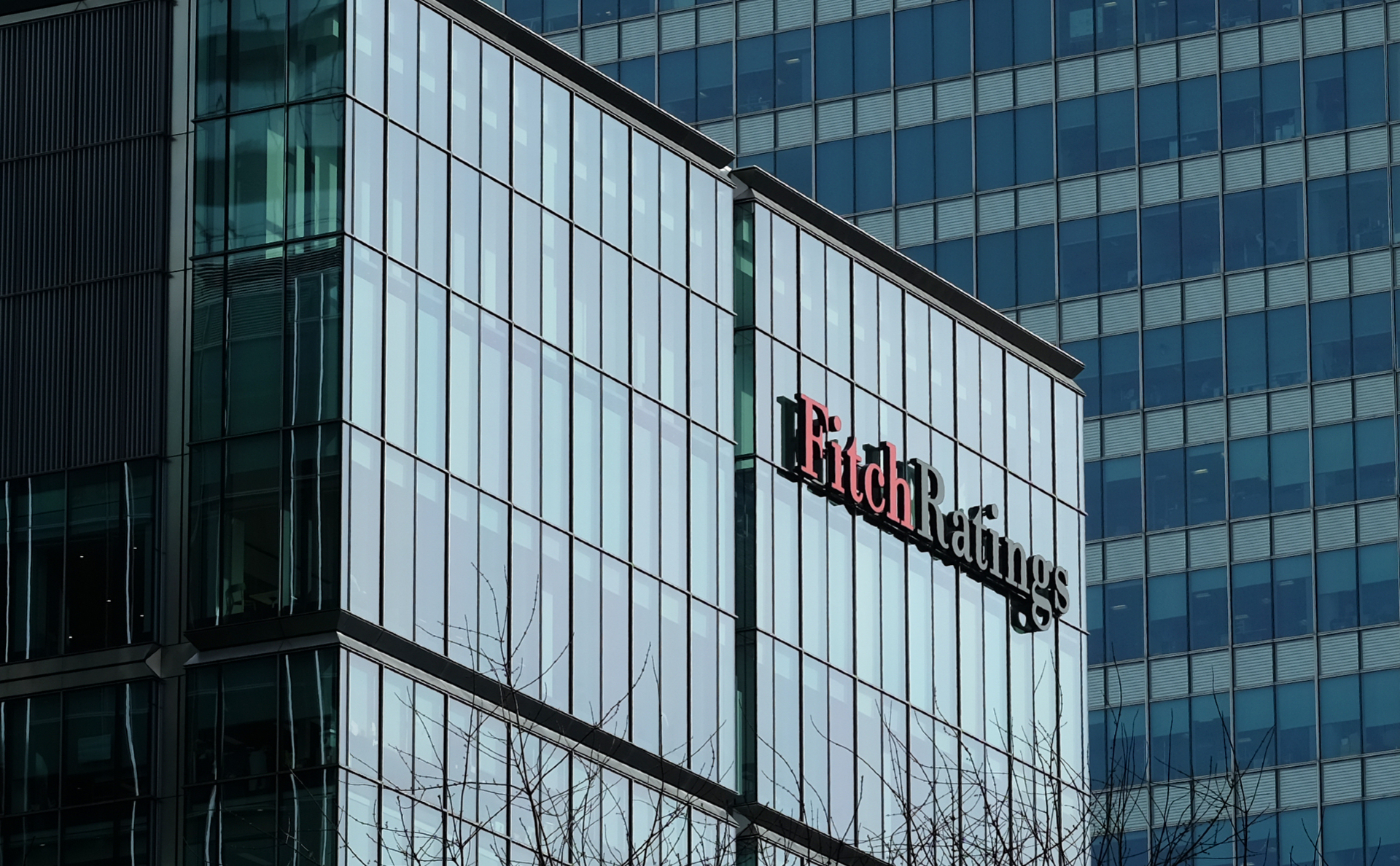 Fitch отзовет рейтинги попавших под санкции ЕС российских компаний