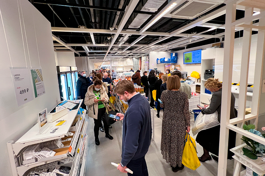 Последняя акула Блохэй: очереди в IKEA накануне закрытия