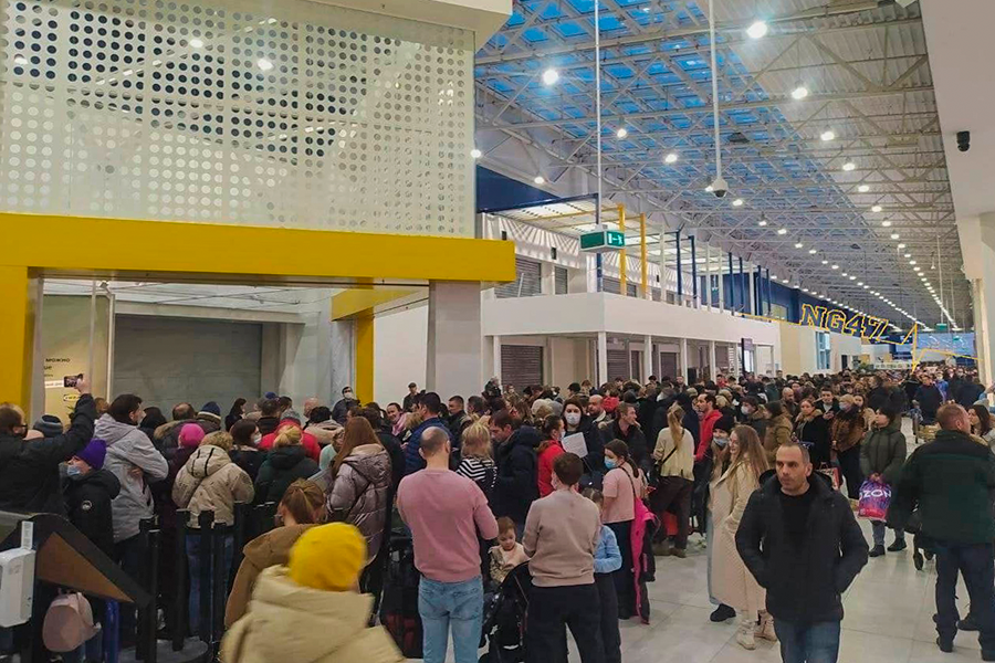 Последняя акула Блохэй: очереди в IKEA накануне закрытия