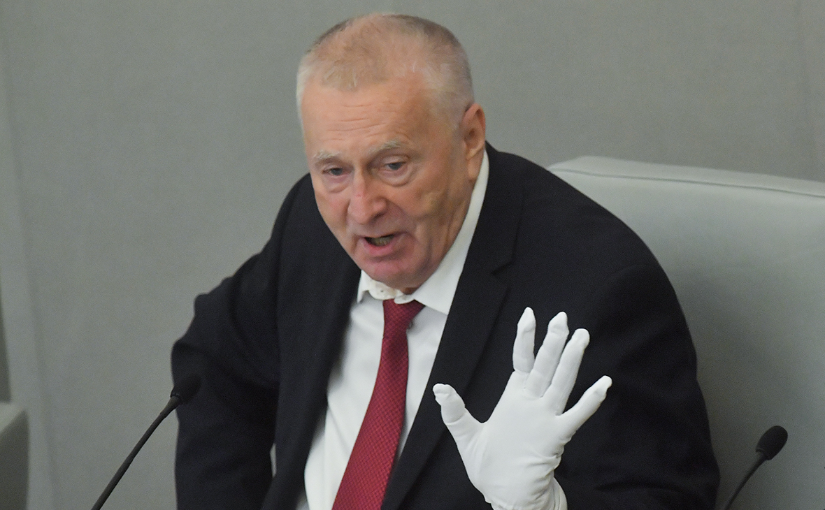 Жириновского вывели из медикаментозной комы