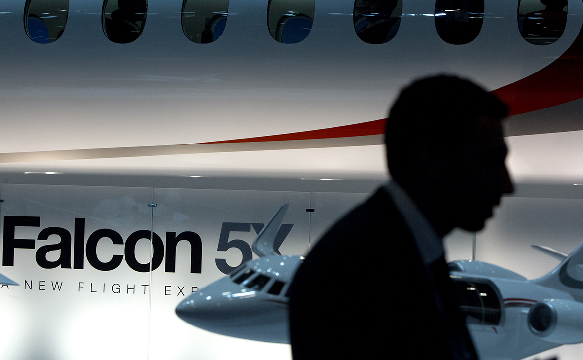 Французская Dassault приостановит поставки джетов Falcon в Россию