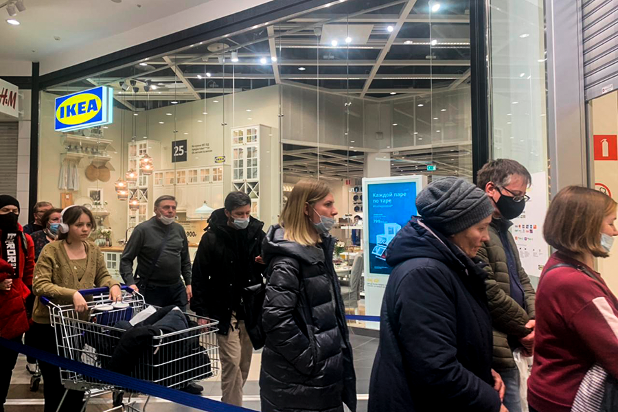 Последняя акула Блохэй: очереди в IKEA накануне закрытия