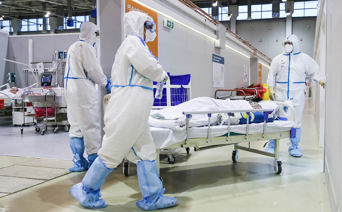 В России за сутки выявили минимум смертей от COVID с осени 2020 года