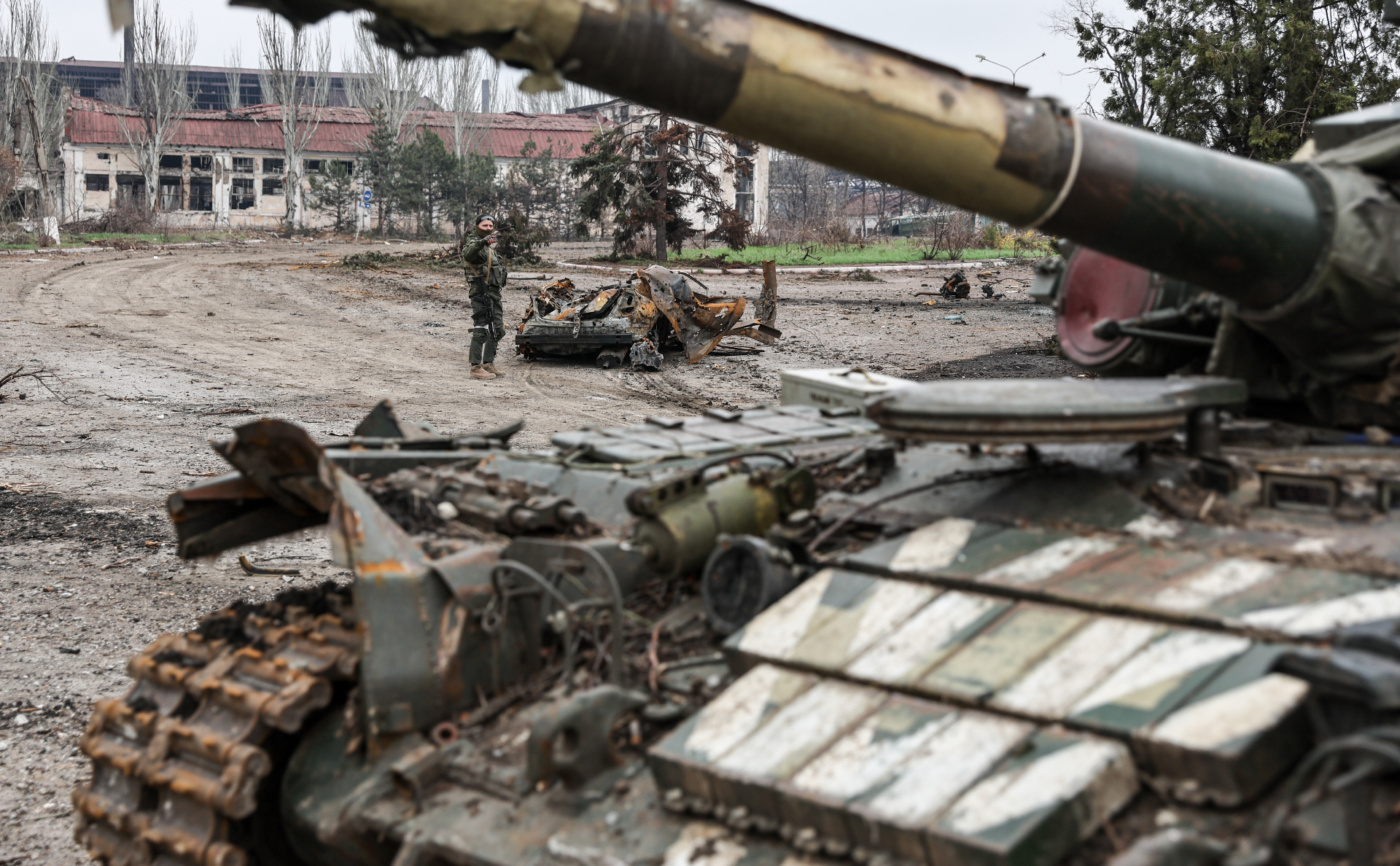 Минобороны России предложило украинским военным сложить оружие