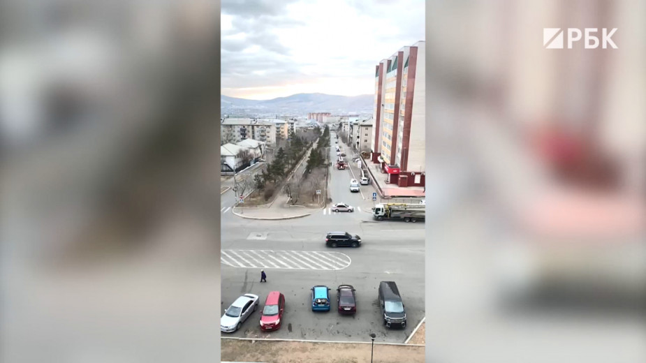 В Чите вооруженный мужчина взял в заложники своего трехлетнего сына
