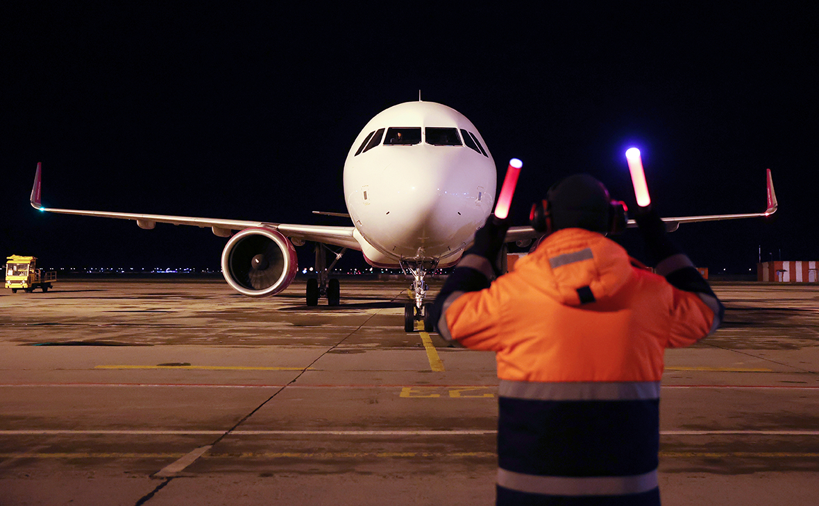 Wizz Air приостановила все рейсы в Россию и из нее