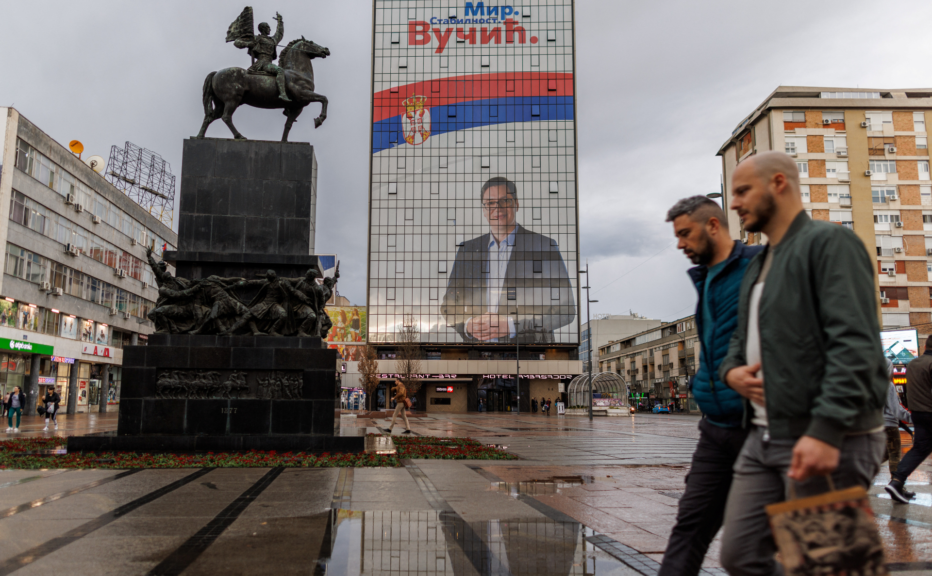 Вучич заявил об отказе «топтать дружбу на Востоке» на пути в Евросоюз