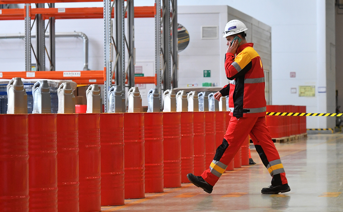 ФАС разрешила ЛУКОЙЛу купить «дочку» Shell