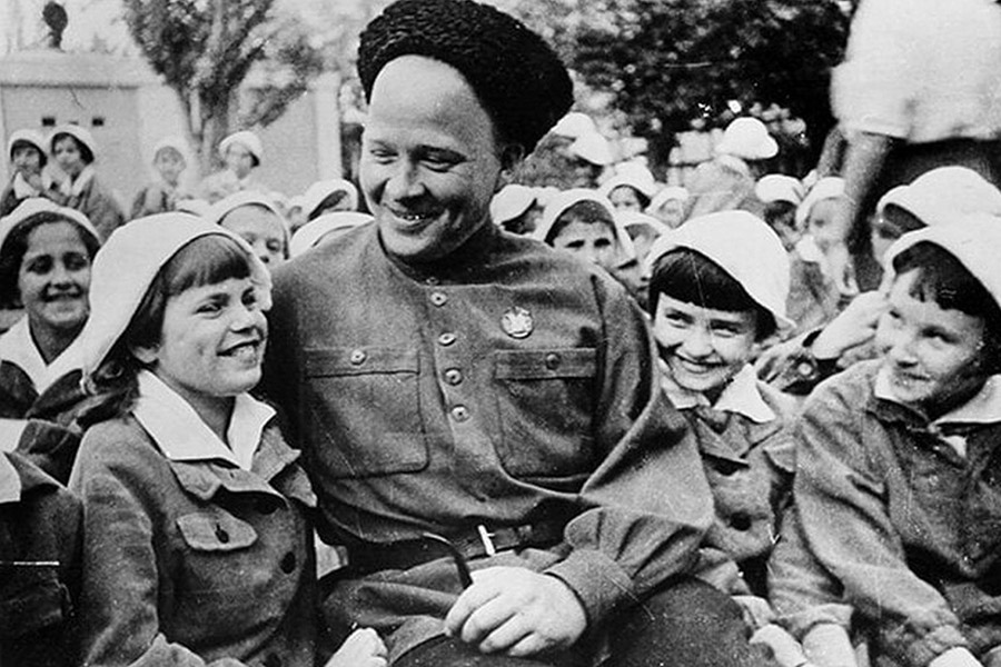  &laquo;Воспитывать детвору в ленинском духе&raquo;. Пионерской организации 100 лет 