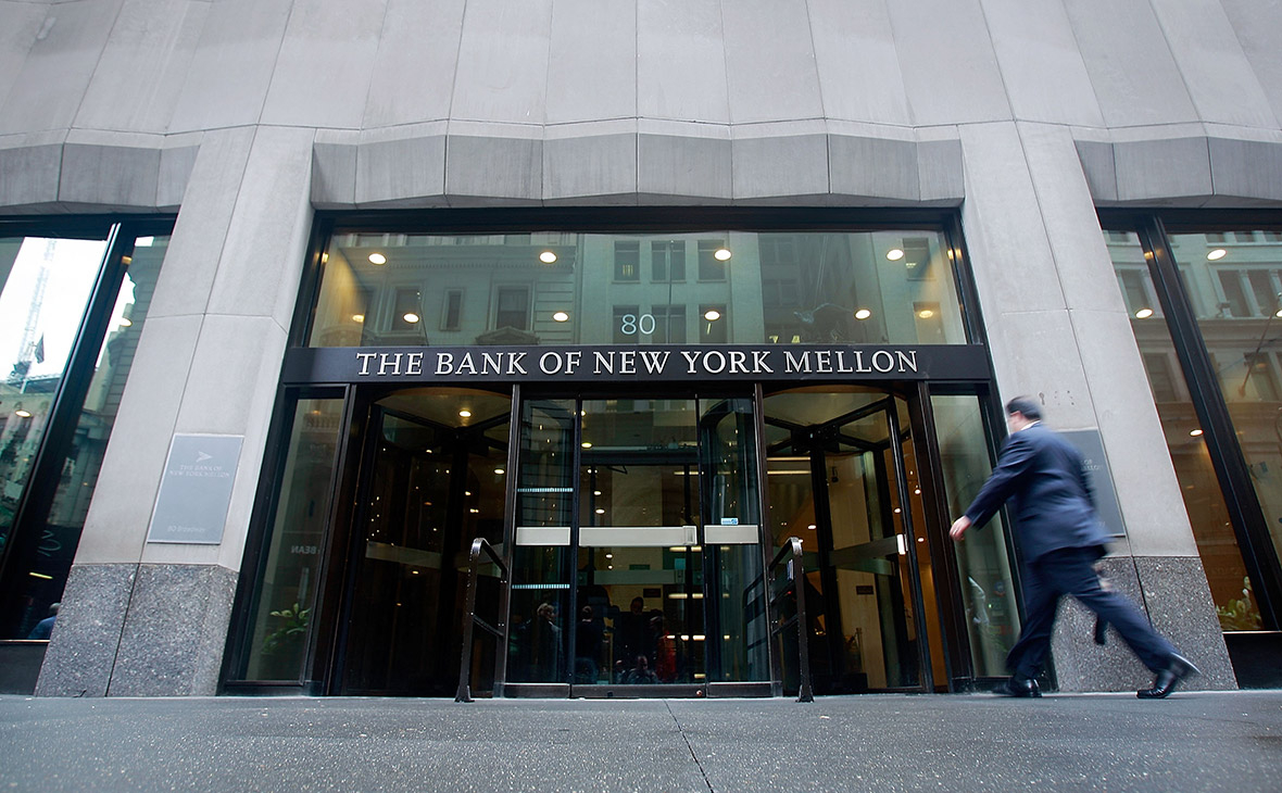 Bank of New York перестанет оказывать услуги по российским евробондам