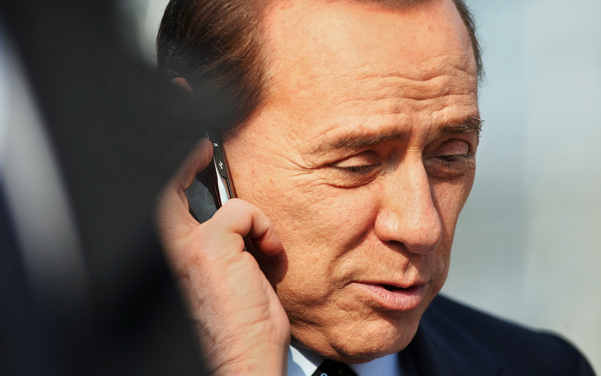Берлускони рассказал о двух оставшихся без ответа звонках Путину