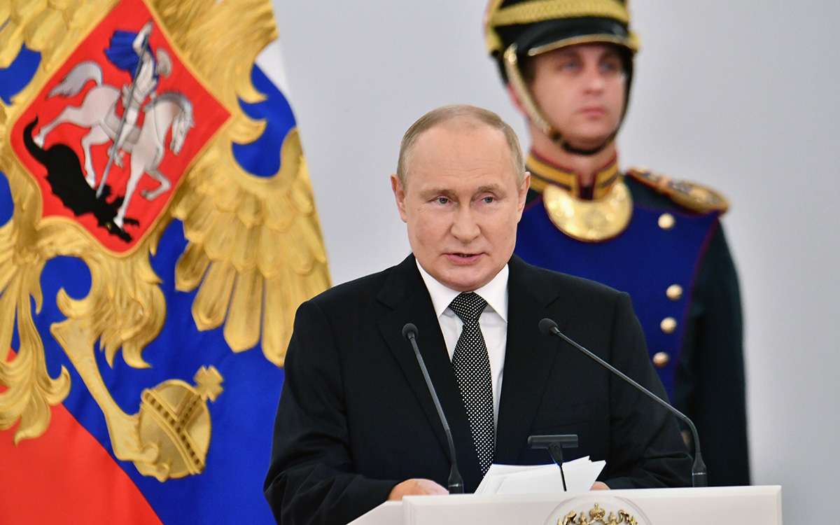 Путин назвал, что делает российский народ непобедимым