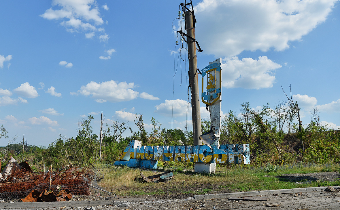 Журналисты немецкой Bild попали под обстрел вблизи Лисичанска