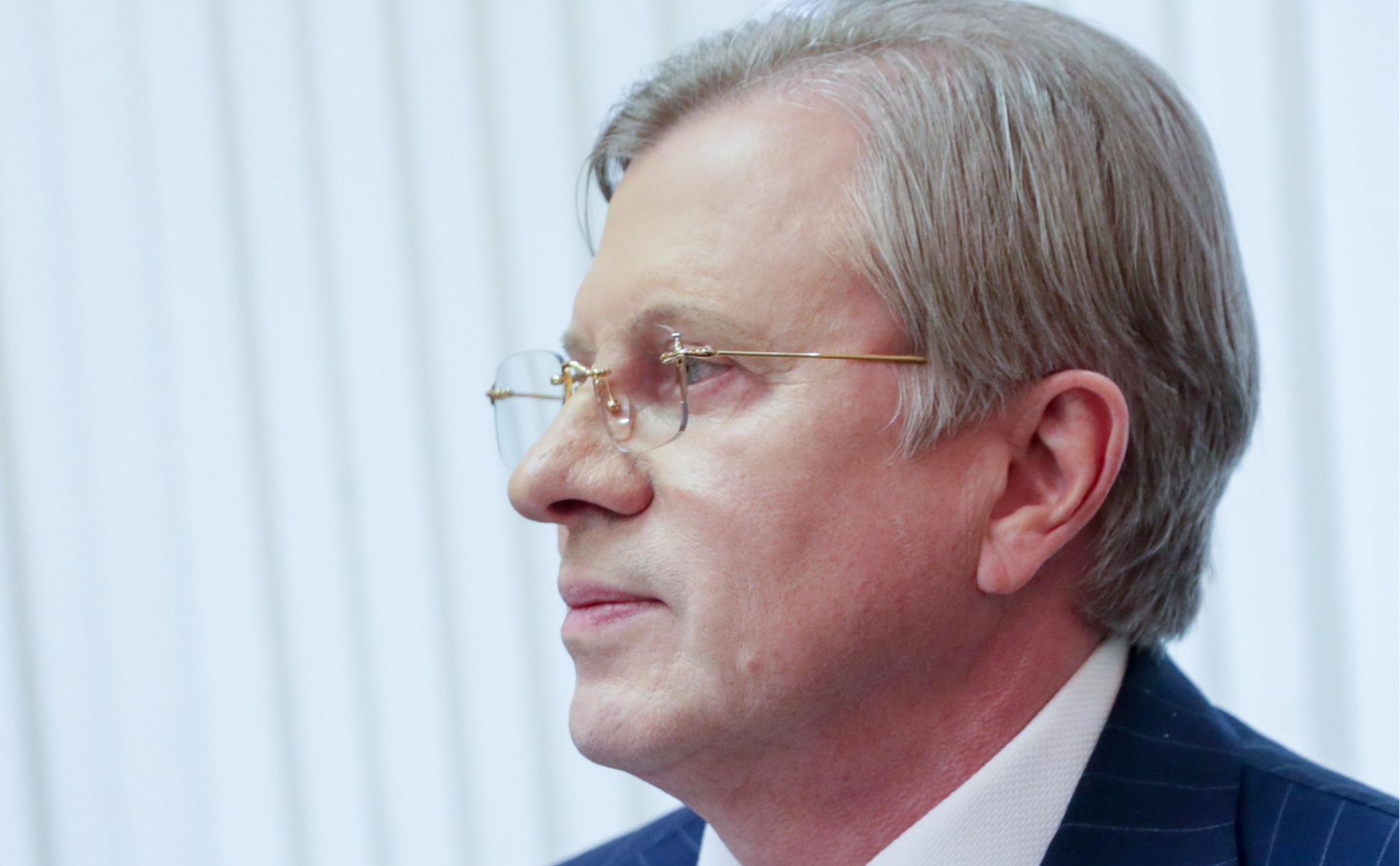 Минтранс исключил оплату пассажирами нового сбора с продажи авиабилетов