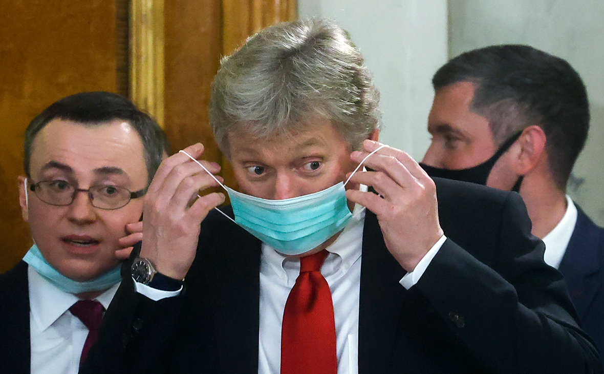 Песков сообщил о сохранении масочного режима в Кремле