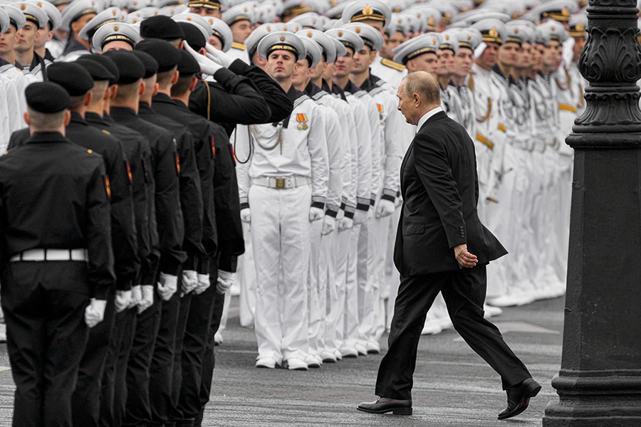  Как прошел главный военно-морской парад в России. Фоторепортаж 